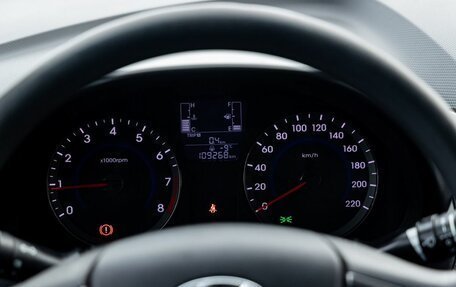 Hyundai Solaris II рестайлинг, 2015 год, 800 000 рублей, 17 фотография