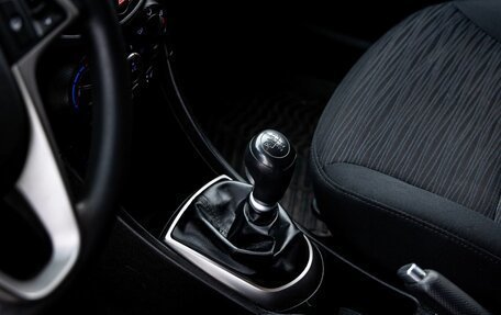 Hyundai Solaris II рестайлинг, 2015 год, 800 000 рублей, 22 фотография