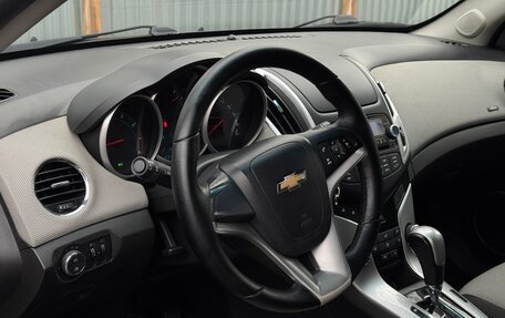 Chevrolet Cruze II, 2014 год, 750 000 рублей, 17 фотография