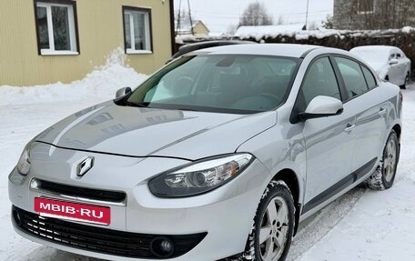 Renault Fluence I, 2010 год, 550 000 рублей, 2 фотография
