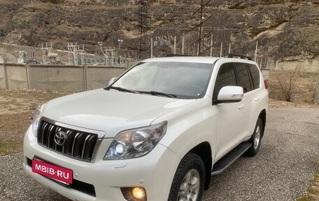 Toyota Land Cruiser Prado 150 рестайлинг 2, 2013 год, 2 750 000 рублей, 3 фотография