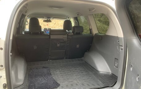 Toyota Land Cruiser Prado 150 рестайлинг 2, 2013 год, 2 750 000 рублей, 8 фотография