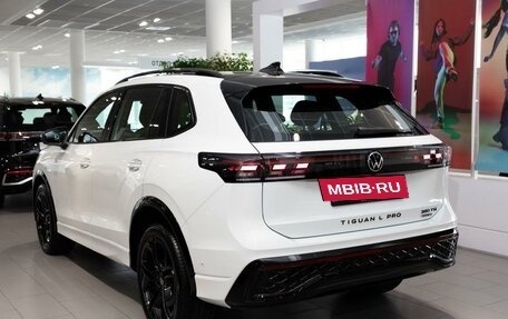 Volkswagen Tiguan, 2025 год, 5 500 000 рублей, 4 фотография