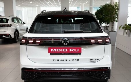 Volkswagen Tiguan, 2025 год, 5 500 000 рублей, 6 фотография