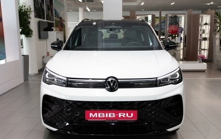 Volkswagen Tiguan, 2025 год, 5 500 000 рублей, 7 фотография