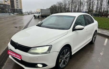 Volkswagen Jetta VI, 2013 год, 880 000 рублей, 4 фотография