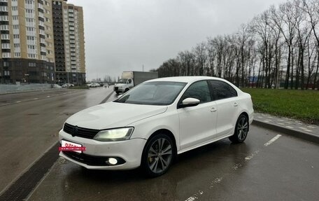 Volkswagen Jetta VI, 2013 год, 880 000 рублей, 8 фотография
