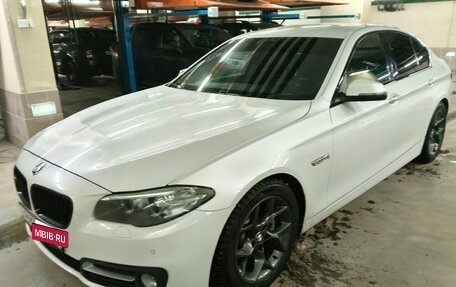 BMW 5 серия, 2015 год, 1 900 000 рублей, 4 фотография