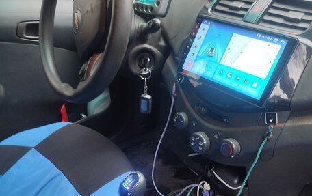 Chevrolet Spark III, 2011 год, 550 000 рублей, 5 фотография