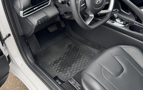 Hyundai Elantra, 2024 год, 2 320 000 рублей, 11 фотография