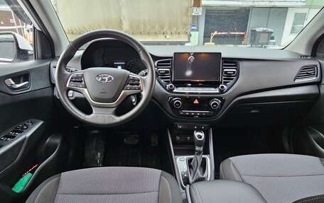 Hyundai Solaris II рестайлинг, 2022 год, 1 750 000 рублей, 11 фотография