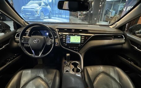 Toyota Camry, 2018 год, 2 159 000 рублей, 12 фотография