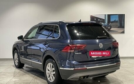 Volkswagen Tiguan II, 2017 год, 2 099 000 рублей, 7 фотография