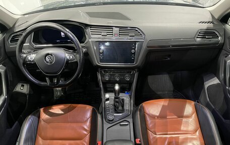 Volkswagen Tiguan II, 2017 год, 2 099 000 рублей, 10 фотография