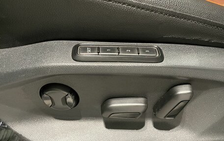 Volkswagen Tiguan II, 2017 год, 2 099 000 рублей, 17 фотография