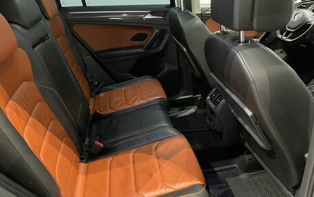 Volkswagen Tiguan II, 2017 год, 2 099 000 рублей, 11 фотография