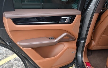 Porsche Cayenne III, 2020 год, 8 900 000 рублей, 28 фотография