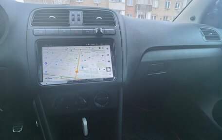 Volkswagen Polo VI (EU Market), 2018 год, 1 050 000 рублей, 6 фотография