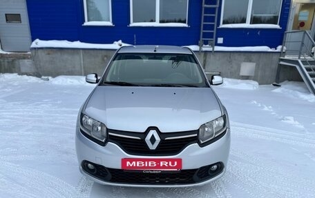 Renault Sandero II рестайлинг, 2014 год, 608 000 рублей, 2 фотография