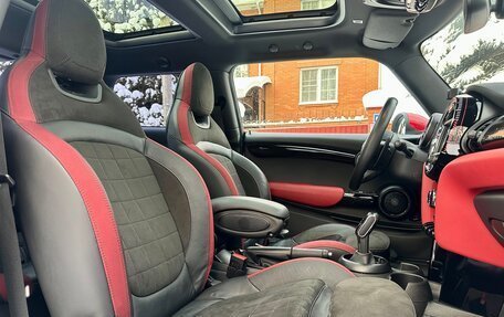 MINI Hatch, 2018 год, 2 800 000 рублей, 10 фотография