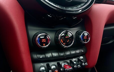 MINI Hatch, 2018 год, 2 800 000 рублей, 13 фотография