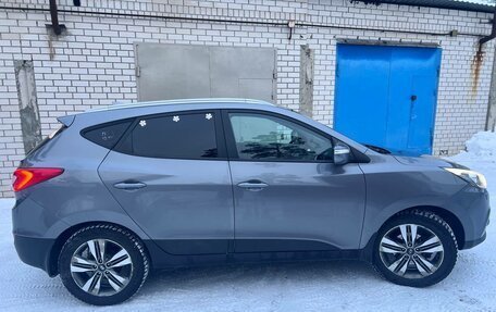 Hyundai ix35 I рестайлинг, 2015 год, 1 600 000 рублей, 2 фотография