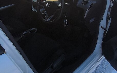 Honda Stream II, 2012 год, 1 500 000 рублей, 24 фотография