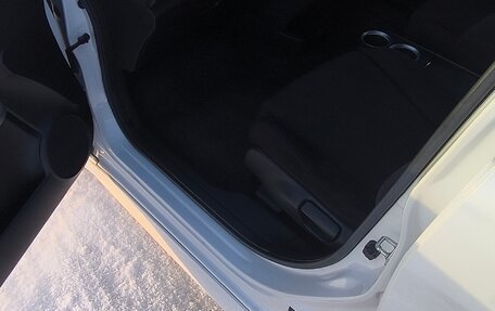 Honda Stream II, 2012 год, 1 500 000 рублей, 18 фотография