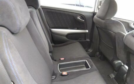 Honda Stream II, 2012 год, 1 500 000 рублей, 37 фотография