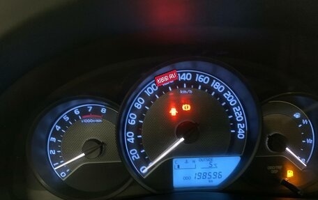 Toyota Corolla, 2013 год, 1 150 000 рублей, 22 фотография