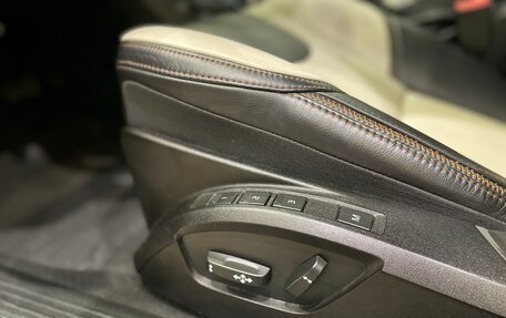 Volvo V40 Cross Country I, 2018 год, 2 199 000 рублей, 22 фотография