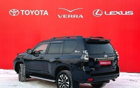 Toyota Land Cruiser Prado 150 рестайлинг 2, 2021 год, 6 950 000 рублей, 1 фотография