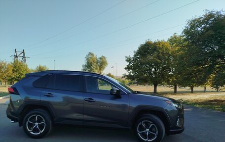 Toyota RAV4, 2019 год, 3 200 000 рублей, 3 фотография