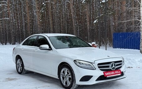 Mercedes-Benz C-Класс, 2019 год, 2 550 000 рублей, 2 фотография