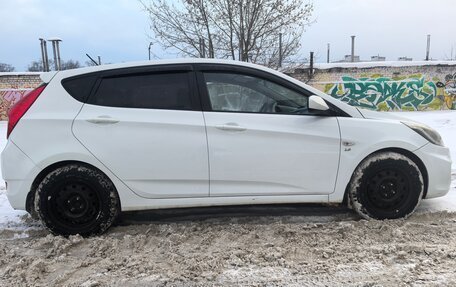 Hyundai Solaris II рестайлинг, 2014 год, 980 000 рублей, 4 фотография