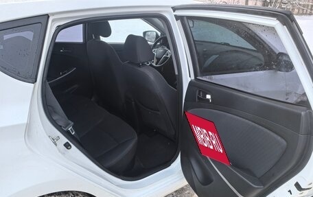 Hyundai Solaris II рестайлинг, 2014 год, 980 000 рублей, 14 фотография