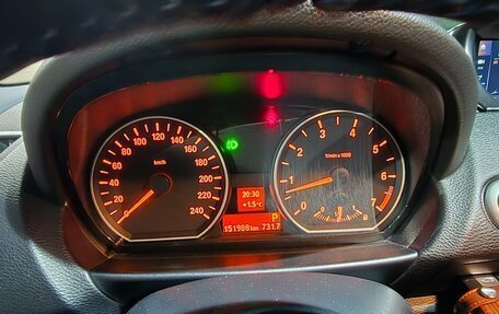 BMW 1 серия, 2011 год, 1 100 000 рублей, 26 фотография