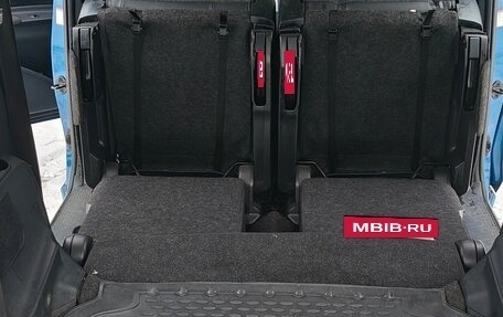 Toyota Sienta II, 2019 год, 1 649 000 рублей, 24 фотография