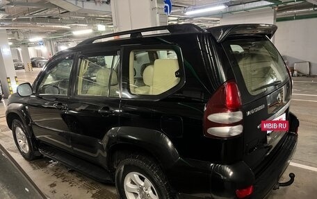Toyota Land Cruiser Prado 120 рестайлинг, 2008 год, 1 985 000 рублей, 25 фотография