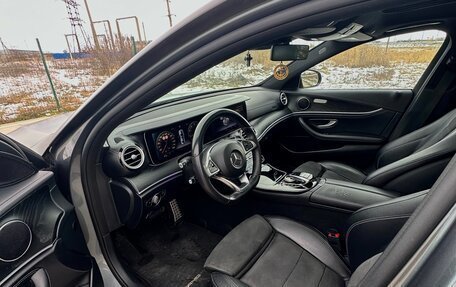 Mercedes-Benz E-Класс, 2016 год, 2 900 000 рублей, 5 фотография