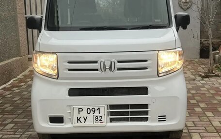 Honda N-VAN, 2019 год, 889 000 рублей, 24 фотография