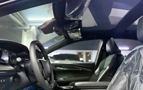 Toyota Camry, 2025 год, 4 450 000 рублей, 14 фотография