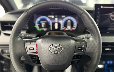 Toyota Camry, 2025 год, 4 450 000 рублей, 12 фотография