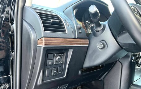 Toyota Land Cruiser Prado 150 рестайлинг 2, 2021 год, 6 950 000 рублей, 16 фотография