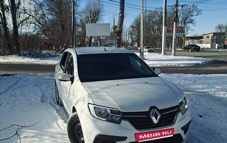 Renault Logan II, 2021 год, 1 050 000 рублей, 1 фотография