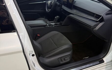 Toyota Camry, 2024 год, 4 249 000 рублей, 10 фотография