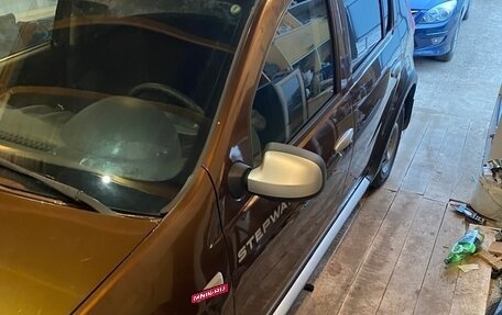 Renault Sandero I, 2013 год, 650 000 рублей, 2 фотография