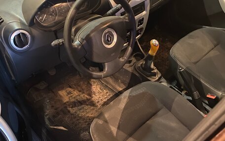 Renault Sandero I, 2013 год, 650 000 рублей, 4 фотография