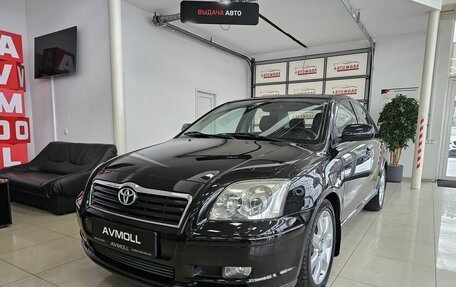 Toyota Avensis III рестайлинг, 2004 год, 1 079 000 рублей, 2 фотография