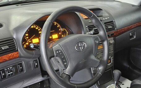 Toyota Avensis III рестайлинг, 2004 год, 1 079 000 рублей, 13 фотография